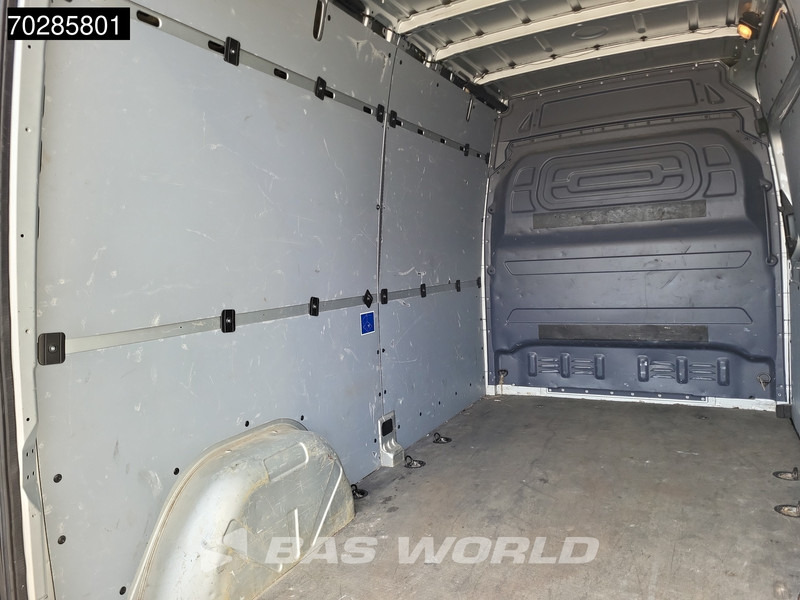 Mercedes-Benz Sprinter 214 CDI Automaat L2H2 Airco Cruise Camera Parkeersensoren MBUX Euro6 L2 12m3 Airco Cruise control - Small van: picture 5 Mercedes-Benz Sprinter 214 CDI Automaat L2H2 Airco Cruise Camera Parkeersensoren MBUX Euro6 L2 12m3 Airco Cruise control - Small van: picture 5