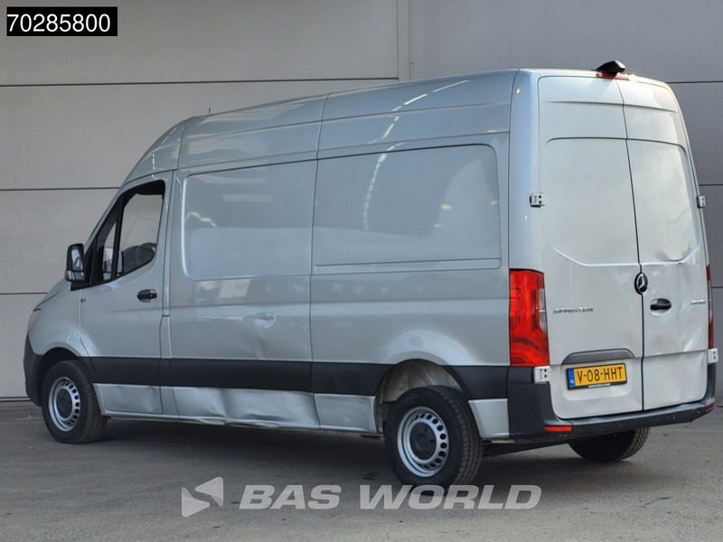 Mercedes-Benz Sprinter 214 CDI Automaat L2H2 Airco Cruise Camera Parkeersensoren MBUX Euro6 L2 12m3 Airco Cruise control - Small van: picture 2 Mercedes-Benz Sprinter 214 CDI Automaat L2H2 Airco Cruise Camera Parkeersensoren MBUX Euro6 L2 12m3 Airco Cruise control - Small van: picture 2