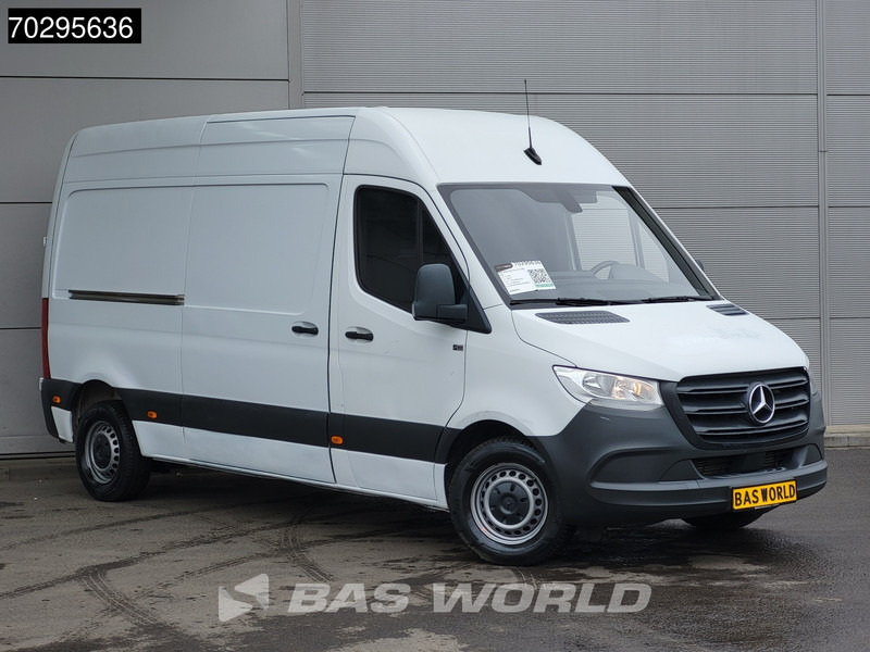 Mercedes-Benz Sprinter 311 CDI L2H2 Airco Cruise MBUX CarPlay Euro6 L2 12m3 Airco Cruise control - Small van: picture 3 Mercedes-Benz Sprinter 311 CDI L2H2 Airco Cruise MBUX CarPlay Euro6 L2 12m3 Airco Cruise control - Small van: picture 3