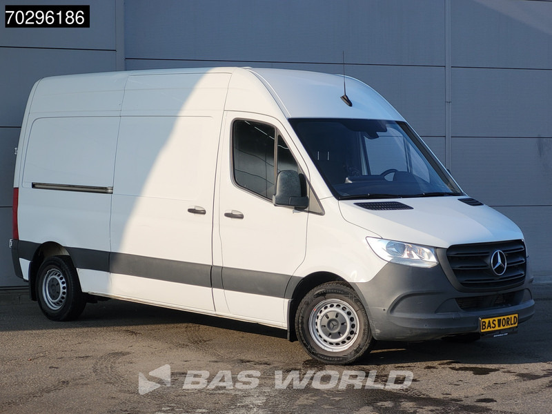 Mercedes-Benz Sprinter 314 CDI Automaat L2H2 Trekhaak Airco Cruise Camera Parkeersensoren MBUX CarPlay Standkachel Euro6 L2 Airco Trekhaak - Panel van: picture 3 Mercedes-Benz Sprinter 314 CDI Automaat L2H2 Trekhaak Airco Cruise Camera Parkeersensoren MBUX CarPlay Standkachel Euro6 L2 Airco Trekhaak - Panel van: picture 3