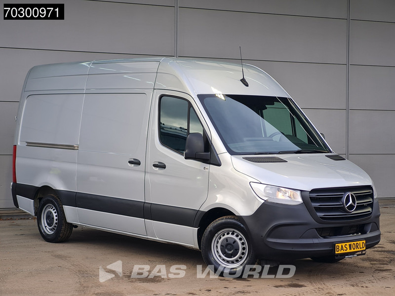 Mercedes-Benz Sprinter 315 CDI Automaat L2H2 150PK Airco Camera Parkeersensoren MBUX CarPlay Euro6 L2 Airco - Small van: picture 3 Mercedes-Benz Sprinter 315 CDI Automaat L2H2 150PK Airco Camera Parkeersensoren MBUX CarPlay Euro6 L2 Airco - Small van: picture 3
