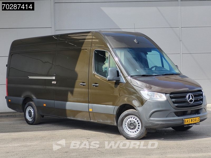 Mercedes-Benz Sprinter 315 CDI Automaat L3H2 Airco Cruise Camera MBUX CarPlay Euro6 L3 15m3 Airco Cruise control - Panel van: picture 3 Mercedes-Benz Sprinter 315 CDI Automaat L3H2 Airco Cruise Camera MBUX CarPlay Euro6 L3 15m3 Airco Cruise control - Panel van: picture 3