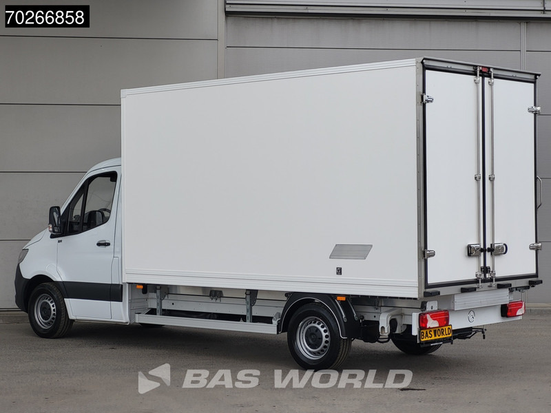 Mercedes-Benz Sprinter 315 CDI Koelwagen Achterdeuren Thermo King C-250 Airco MBUX Koel Koeler Kühl Kühler Kühlwagen Kühlkoffer 17m3 Airco - Refrigerated van: picture 2 Mercedes-Benz Sprinter 315 CDI Koelwagen Achterdeuren Thermo King C-250 Airco MBUX Koel Koeler Kühl Kühler Kühlwagen Kühlkoffer 17m3 Airco - Refrigerated van: picture 2