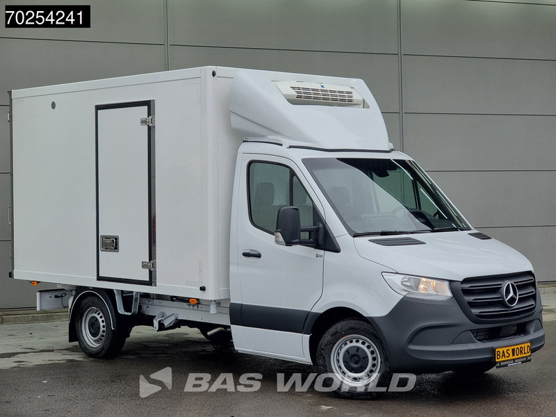 Mercedes-Benz Sprinter 315 CDI Koelwagen Thermo King V-300max 230V stekker Bakwagen Koel Kühlwagen 13m3 Airco Cruise control - Refrigerated van: picture 5 Mercedes-Benz Sprinter 315 CDI Koelwagen Thermo King V-300max 230V stekker Bakwagen Koel Kühlwagen 13m3 Airco Cruise control - Refrigerated van: picture 5