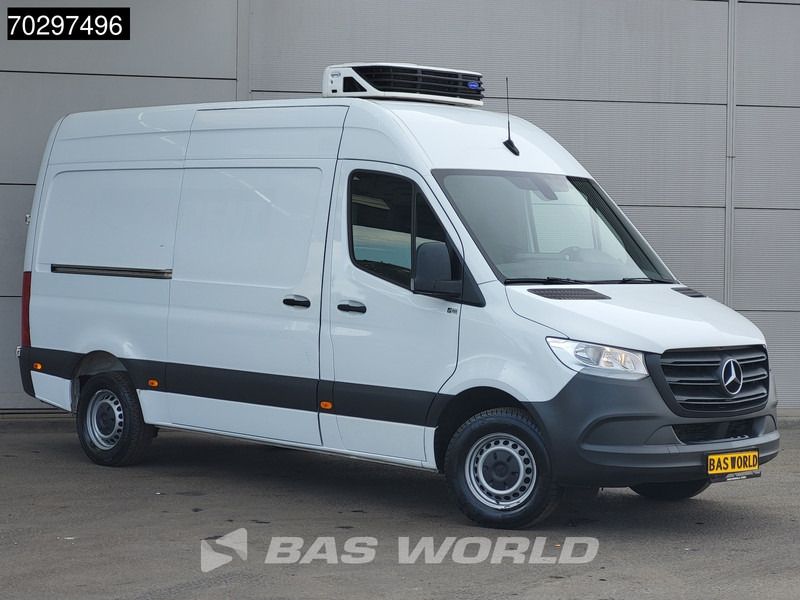Mercedes-Benz Sprinter 316 CDI Koelwagen L2H2 Carrier 350 230v-stekker Airco Cruise Camera Euro6 Koel Koeler Kühl Kühler Kühlwagen Airco Cruise control - Refrigerated van: picture 5 Mercedes-Benz Sprinter 316 CDI Koelwagen L2H2 Carrier 350 230v-stekker Airco Cruise Camera Euro6 Koel Koeler Kühl Kühler Kühlwagen Airco Cruise control - Refrigerated van: picture 5
