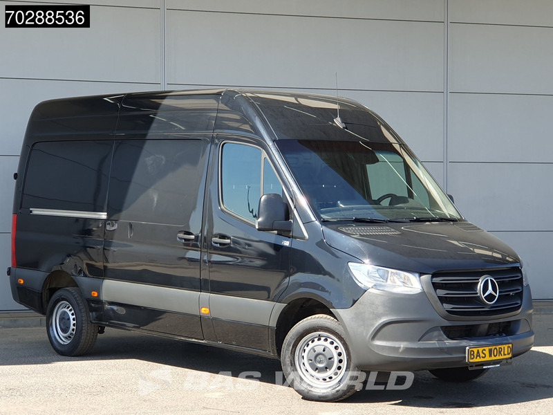 Mercedes-Benz Sprinter 317 CDI Automaat L2H2 3500KG Trekhaak Airco Camera MBUX CarPlay Euro6 L2 12m3 Airco Trekhaak - Panel van: picture 3 Mercedes-Benz Sprinter 317 CDI Automaat L2H2 3500KG Trekhaak Airco Camera MBUX CarPlay Euro6 L2 12m3 Airco Trekhaak - Panel van: picture 3