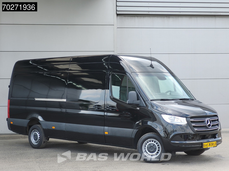 Mercedes-Benz Sprinter 317 CDI Automaat L3H2 3500KG Trekhaak 170PK Airco Camera Parkeersensoren MBUX CarPlay Euro6 L3 15m3 Airco Trekhaak - Panel van: picture 3 Mercedes-Benz Sprinter 317 CDI Automaat L3H2 3500KG Trekhaak 170PK Airco Camera Parkeersensoren MBUX CarPlay Euro6 L3 15m3 Airco Trekhaak - Panel van: picture 3