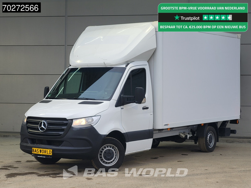Mercedes-Benz Sprinter 317 CDI Bakwagen Automaat Laadklep Camera Meubelbak Koffer LBW 20m3 Airco - Box van: picture 1 Mercedes-Benz Sprinter 317 CDI Bakwagen Automaat Laadklep Camera Meubelbak Koffer LBW 20m3 Airco - Box van: picture 1