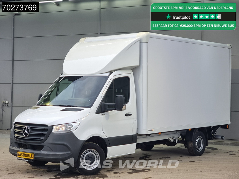 Mercedes-Benz Sprinter 317 CDI Bakwagen Automaat Laadklep Camera Meubelbak Koffer LBW 20m3 Airco - Box van: picture 1 Mercedes-Benz Sprinter 317 CDI Bakwagen Automaat Laadklep Camera Meubelbak Koffer LBW 20m3 Airco - Box van: picture 1