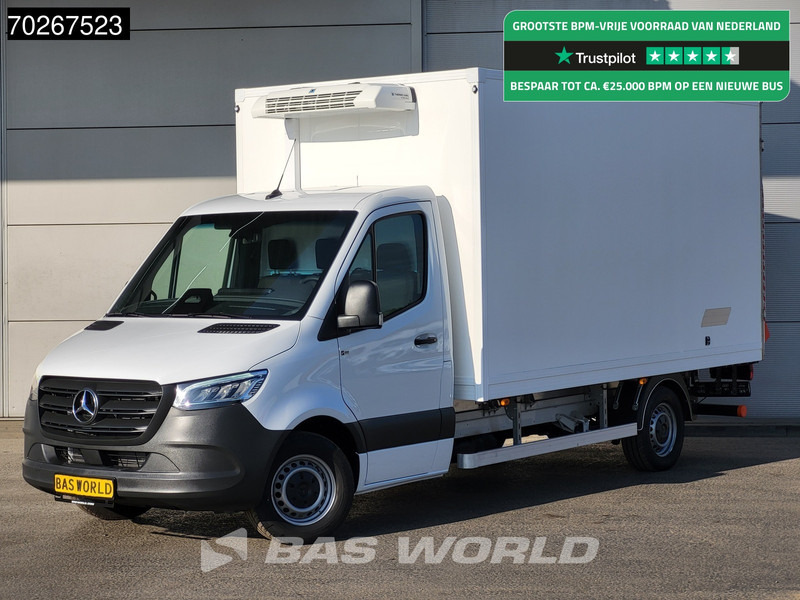 Mercedes-Benz Sprinter 317 CDI Koelwagen Vriezer Laadklep Thermo King V-200 MAX 230V Stekker LED Airco Euro6 Koel Koeler Kühl Kühler Vries Vriezer Kühl - Refrigerated van: picture 1 Mercedes-Benz Sprinter 317 CDI Koelwagen Vriezer Laadklep Thermo King V-200 MAX 230V Stekker LED Airco Euro6 Koel Koeler Kühl Kühler Vries Vriezer Kühl - Refrigerated van: picture 1
