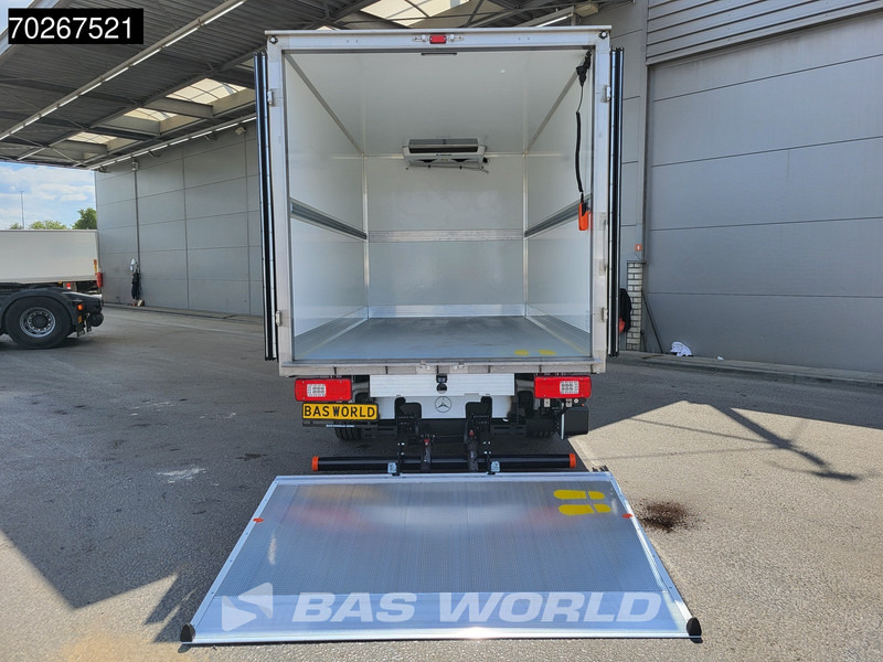 Mercedes-Benz Sprinter 317 CDI Koelwagen Vriezer Laadklep Thermo King V-200 MAX 230V Stekker LED Airco Euro6 Koel Koeler Kühl Kühler Vries Vriezer Kühl - Refrigerated van: picture 3 Mercedes-Benz Sprinter 317 CDI Koelwagen Vriezer Laadklep Thermo King V-200 MAX 230V Stekker LED Airco Euro6 Koel Koeler Kühl Kühler Vries Vriezer Kühl - Refrigerated van: picture 3
