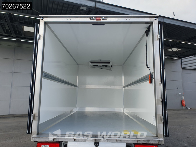 Mercedes-Benz Sprinter 317 CDI Koelwagen Vriezer Laadklep Thermo King V-200 MAX 230V Stekker LED Airco Euro6 Koel Koeler Kühl Kühler Vries Vriezer Kühl - Refrigerated van: picture 3 Mercedes-Benz Sprinter 317 CDI Koelwagen Vriezer Laadklep Thermo King V-200 MAX 230V Stekker LED Airco Euro6 Koel Koeler Kühl Kühler Vries Vriezer Kühl - Refrigerated van: picture 3