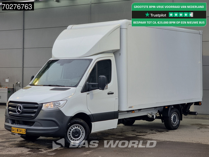 Mercedes-Benz Sprinter 317 CDI Laadklep Automaat Bakwagen Airco MBUX Carplay Meubelbak Koffer Airco - Box van: picture 1 Mercedes-Benz Sprinter 317 CDI Laadklep Automaat Bakwagen Airco MBUX Carplay Meubelbak Koffer Airco - Box van: picture 1