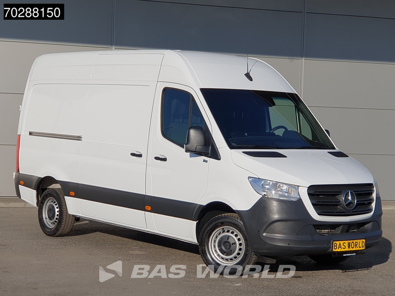 Mercedes-Benz Sprinter 319 CDI Automaat L2H2 Trekhaak Airco MBUX CarPlay Parkeersensoren Euro6 L2 12m3 Airco Trekhaak - Panel van: picture 5 Mercedes-Benz Sprinter 319 CDI Automaat L2H2 Trekhaak Airco MBUX CarPlay Parkeersensoren Euro6 L2 12m3 Airco Trekhaak - Panel van: picture 5