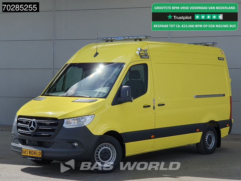 Mercedes-Benz Sprinter 319 CDI Automaat Nieuw! Complete Ambulance Ziekenwagen Rettungswagen Krankenwagen 11m3 Airco Cruise control - Ambulance: picture 1 Mercedes-Benz Sprinter 319 CDI Automaat Nieuw! Complete Ambulance Ziekenwagen Rettungswagen Krankenwagen 11m3 Airco Cruise control - Ambulance: picture 1