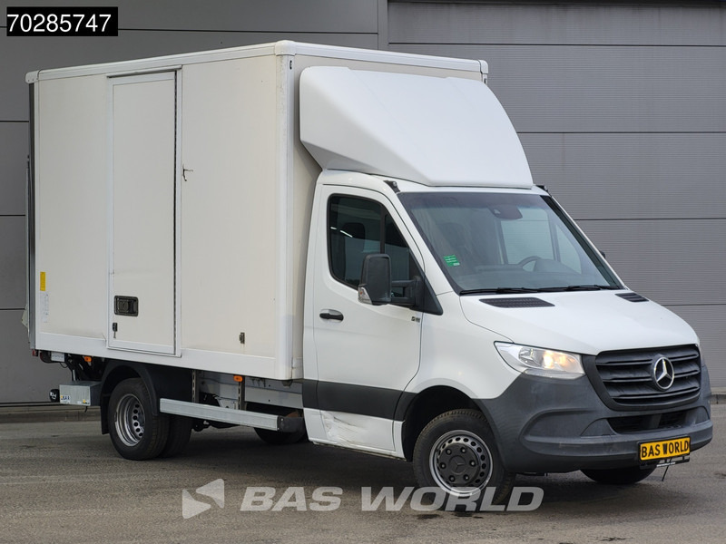 Mercedes-Benz Sprinter 514 CDI Laadklep Automaat Zijdeur Bakwagen Dubbellucht Airco Cruise MBUX CarPlay Euro6 Meubelbak Koffer 17m3 Airco Cruise contro - Box van: picture 5 Mercedes-Benz Sprinter 514 CDI Laadklep Automaat Zijdeur Bakwagen Dubbellucht Airco Cruise MBUX CarPlay Euro6 Meubelbak Koffer 17m3 Airco Cruise contro - Box van: picture 5