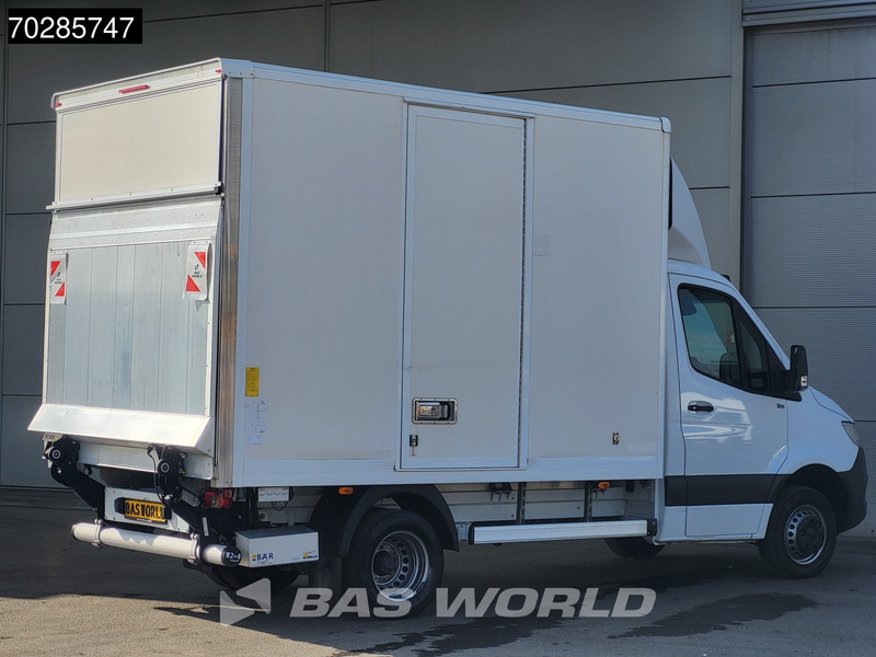 Mercedes-Benz Sprinter 514 CDI Laadklep Automaat Zijdeur Bakwagen Dubbellucht Airco Cruise MBUX CarPlay Euro6 Meubelbak Koffer 17m3 Airco Cruise contro - Box van: picture 5 Mercedes-Benz Sprinter 514 CDI Laadklep Automaat Zijdeur Bakwagen Dubbellucht Airco Cruise MBUX CarPlay Euro6 Meubelbak Koffer 17m3 Airco Cruise contro - Box van: picture 5