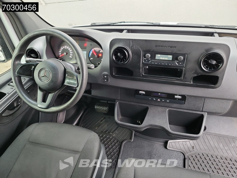 Panel van, Electric van Mercedes-Benz eSprinter 312 L2H2 100% Elektrisch 55kWh 168km WLTP Airco Camera Airco: picture 13 Panel van, Electric van Mercedes-Benz eSprinter 312 L2H2 100% Elektrisch 55kWh 168km WLTP Airco Camera Airco: picture 13