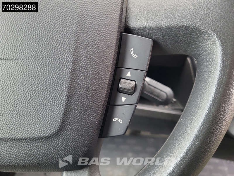 Small van Peugeot Boxer 120pk L2H2 Airco Cruise Parkeersensoren APK 06-2026 Euro6 L2 Airco Cruise control: picture 17 Small van Peugeot Boxer 120pk L2H2 Airco Cruise Parkeersensoren APK 06-2026 Euro6 L2 Airco Cruise control: picture 17