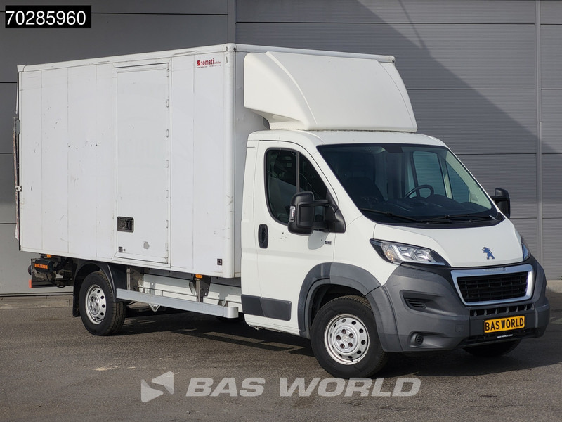 Peugeot Boxer 150PK Trekhaak D'Hollandia Laadklep Zijdeur Bakwagen Navi Airco Cruise Lat om Lat Euro5 Meubelbak Koffer 18m3 Airco Trekhaak Cruise co - Box van: picture 5 Peugeot Boxer 150PK Trekhaak D'Hollandia Laadklep Zijdeur Bakwagen Navi Airco Cruise Lat om Lat Euro5 Meubelbak Koffer 18m3 Airco Trekhaak Cruise co - Box van: picture 5