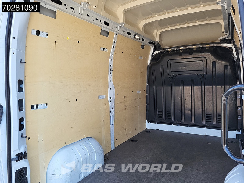 Renault Master 135PK L2H3 Airco Cruise Parkeersensoren Hoog dak L2H2 11m3 Airco Cruise control - Panel van: picture 5 Renault Master 135PK L2H3 Airco Cruise Parkeersensoren Hoog dak L2H2 11m3 Airco Cruise control - Panel van: picture 5