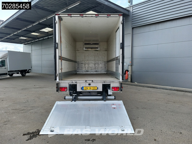 Iveco Daily 40C15 BE Combi Koelwagen Veldhuizen 2100kg Laadvermogen Laadklep Zijdeur Cruise Camera Euro5 Koel Koeler Kühl Kühler Kühlwagen K - Van: picture 3 Iveco Daily 40C15 BE Combi Koelwagen Veldhuizen 2100kg Laadvermogen Laadklep Zijdeur Cruise Camera Euro5 Koel Koeler Kühl Kühler Kühlwagen K - Van: picture 3
