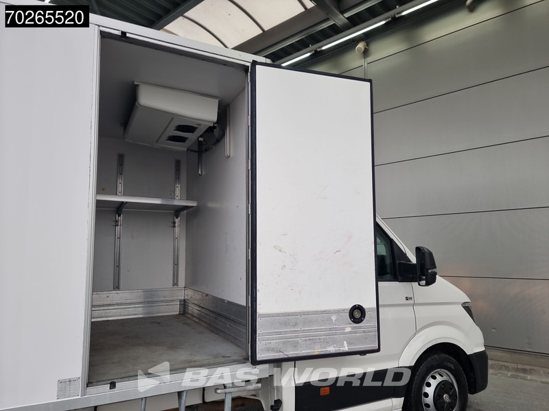 Volkswagen Crafter 177pk Lamberet Koelwagen FRC Koelwagen Carrier Xarios 350 230V stekker Bakwagen Koel Kühlwagen 13m3 Airco Cruise control - Refrigerated van: picture 5 Volkswagen Crafter 177pk Lamberet Koelwagen FRC Koelwagen Carrier Xarios 350 230V stekker Bakwagen Koel Kühlwagen 13m3 Airco Cruise control - Refrigerated van: picture 5