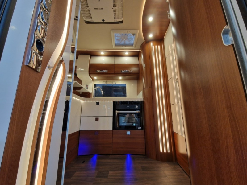 New Integrated motorhome Carthago Liner For Two I 53: picture 10 New Integrated motorhome Carthago Liner For Two I 53: picture 10