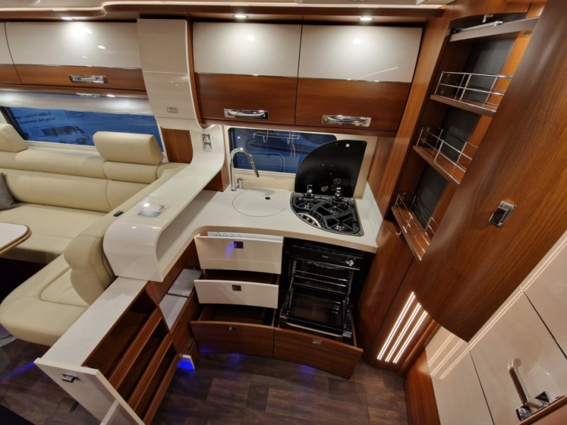 New Integrated motorhome Carthago Liner For Two I 53: picture 15 New Integrated motorhome Carthago Liner For Two I 53: picture 15