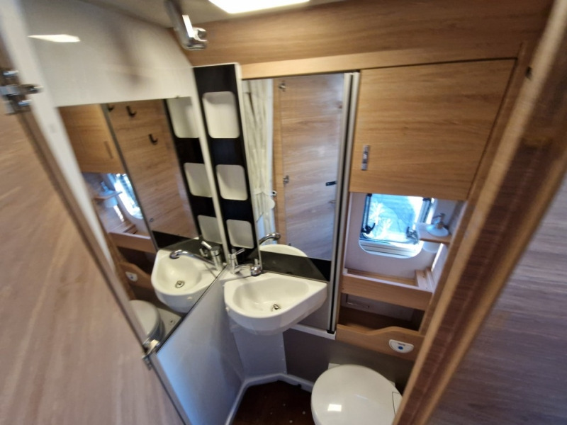 Camper van Knaus Boxdrive 680 ME MAN: picture 12