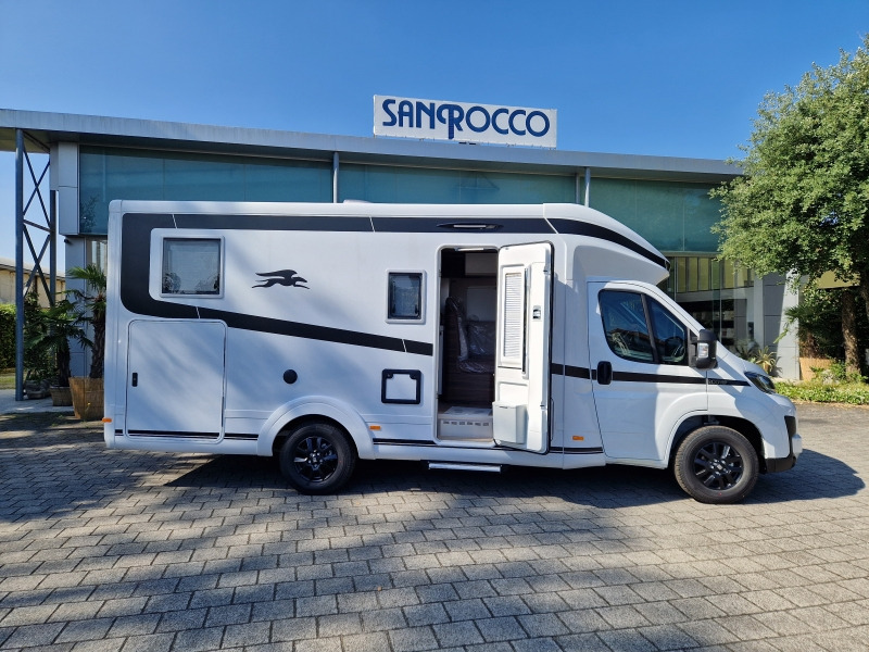 Laika Ecovip L3019 - Semi-integrated motorhome: picture 2 Laika Ecovip L3019 - Semi-integrated motorhome: picture 2