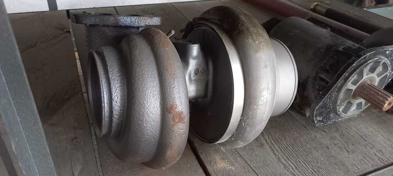 CATERPILLAR 980F turbocharger - Turbo for Wheel loader: picture 1 CATERPILLAR 980F turbocharger - Turbo for Wheel loader: picture 1