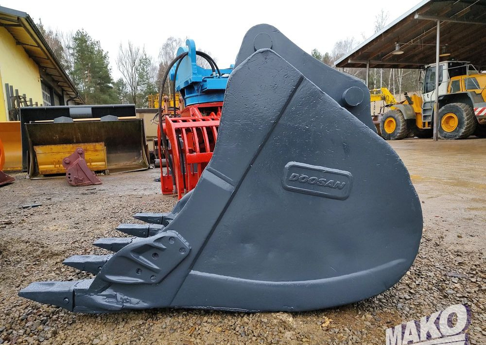 Łyżka Doosan 140cm do koparki Miller fi 90 - Attachment for Construction machinery: picture 2 Łyżka Doosan 140cm do koparki Miller fi 90 - Attachment for Construction machinery: picture 2