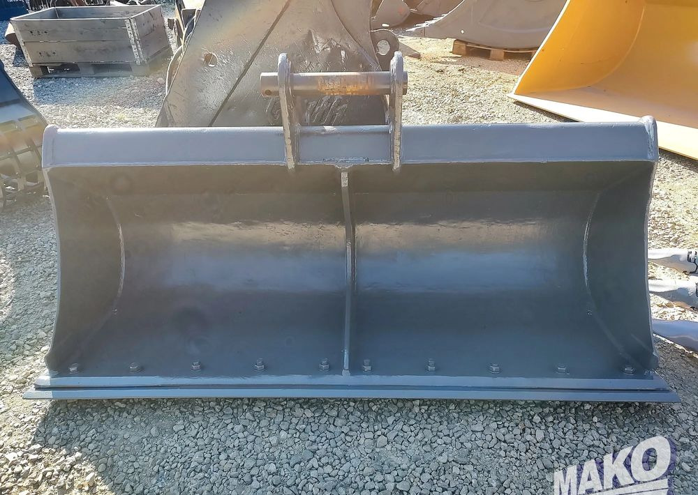 Łyżka skarpowa 180cm Miller fi 65 - Attachment for Construction machinery: picture 3 Łyżka skarpowa 180cm Miller fi 65 - Attachment for Construction machinery: picture 3