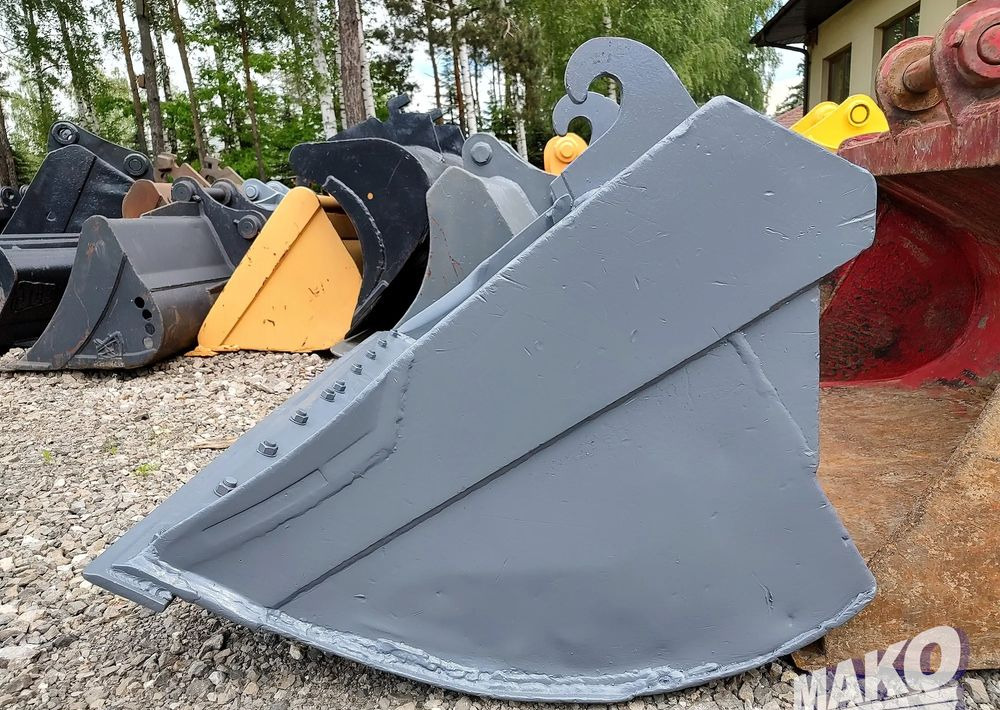 Łyżka skarpowa 180cm Verachtert CW20 CW30 CW40 - Attachment for Construction machinery: picture 2 Łyżka skarpowa 180cm Verachtert CW20 CW30 CW40 - Attachment for Construction machinery: picture 2
