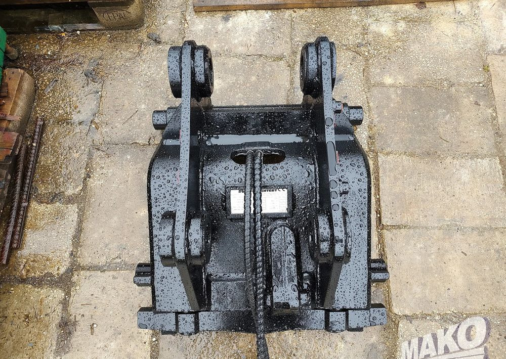 Szybkozłącze hydrauliczne Verachtert CW20 CW30 CW40 - Attachment for Construction machinery: picture 2 Szybkozłącze hydrauliczne Verachtert CW20 CW30 CW40 - Attachment for Construction machinery: picture 2
