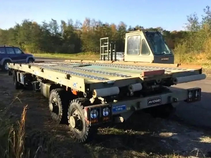 AVIOGEI 1PM/1200 - Aircraft cargo loader: picture 3 AVIOGEI 1PM/1200 - Aircraft cargo loader: picture 3