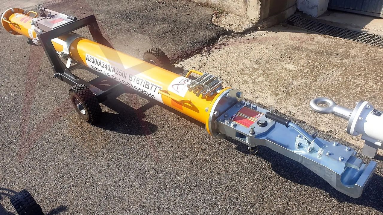 JMS J-TOW VERSA1 - Ground support equipment: picture 2 JMS J-TOW VERSA1 - Ground support equipment: picture 2
