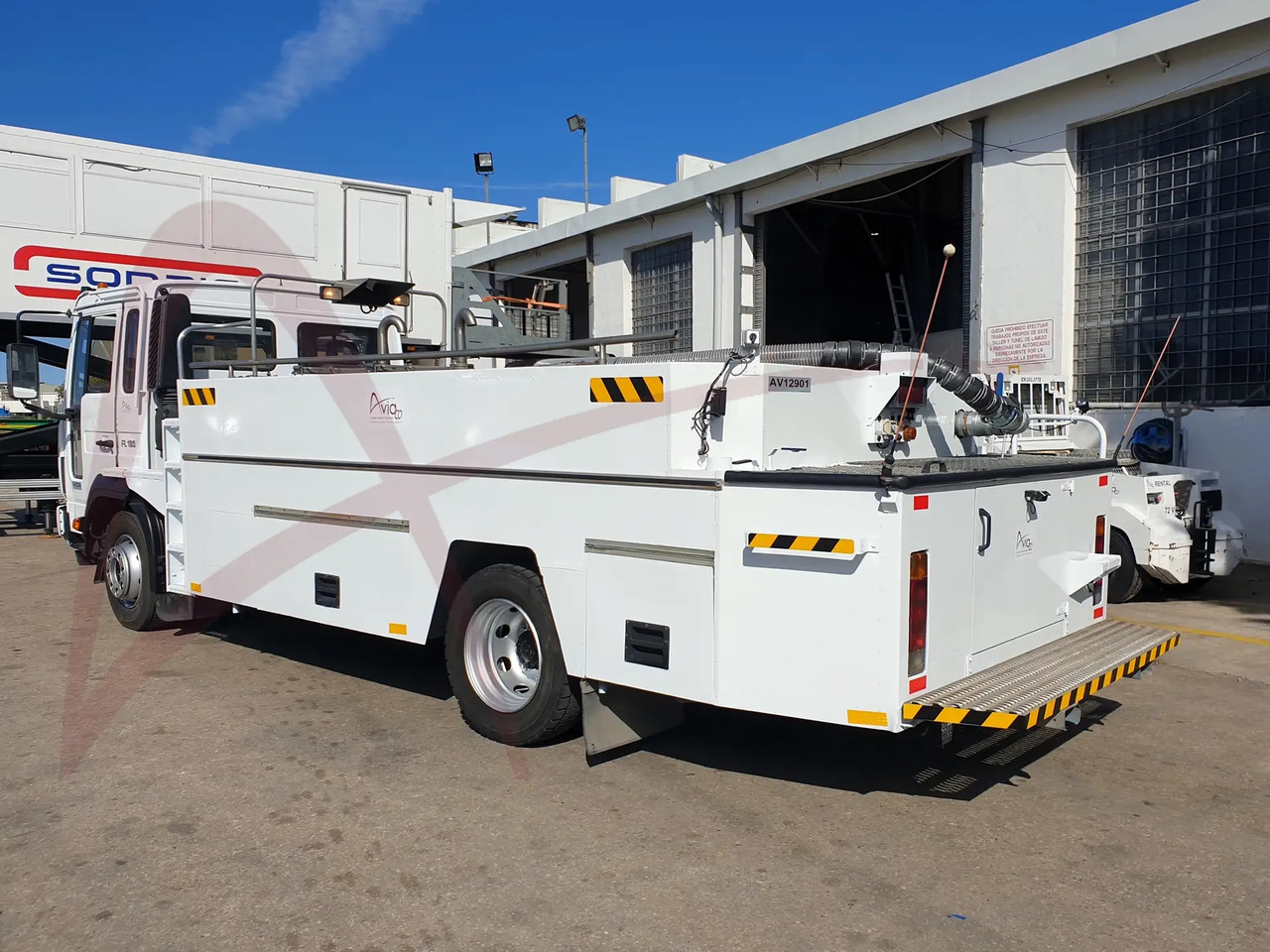 JET-TEKNO TST - Lavatory service truck: picture 2 JET-TEKNO TST - Lavatory service truck: picture 2