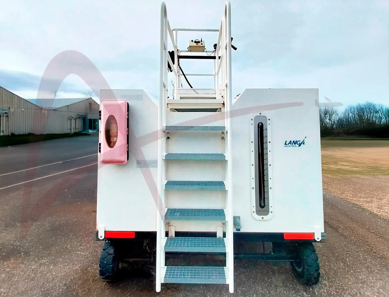 LANGA 1085 - Aircraft deicer: picture 1 LANGA 1085 - Aircraft deicer: picture 1