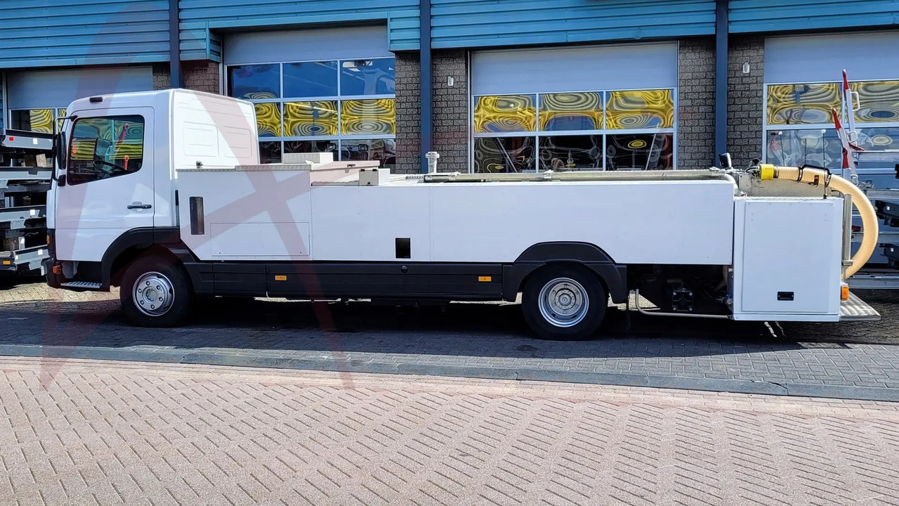 SCHRADER FAK 3.0/1.0/0.1 - Lavatory service truck: picture 1 SCHRADER FAK 3.0/1.0/0.1 - Lavatory service truck: picture 1