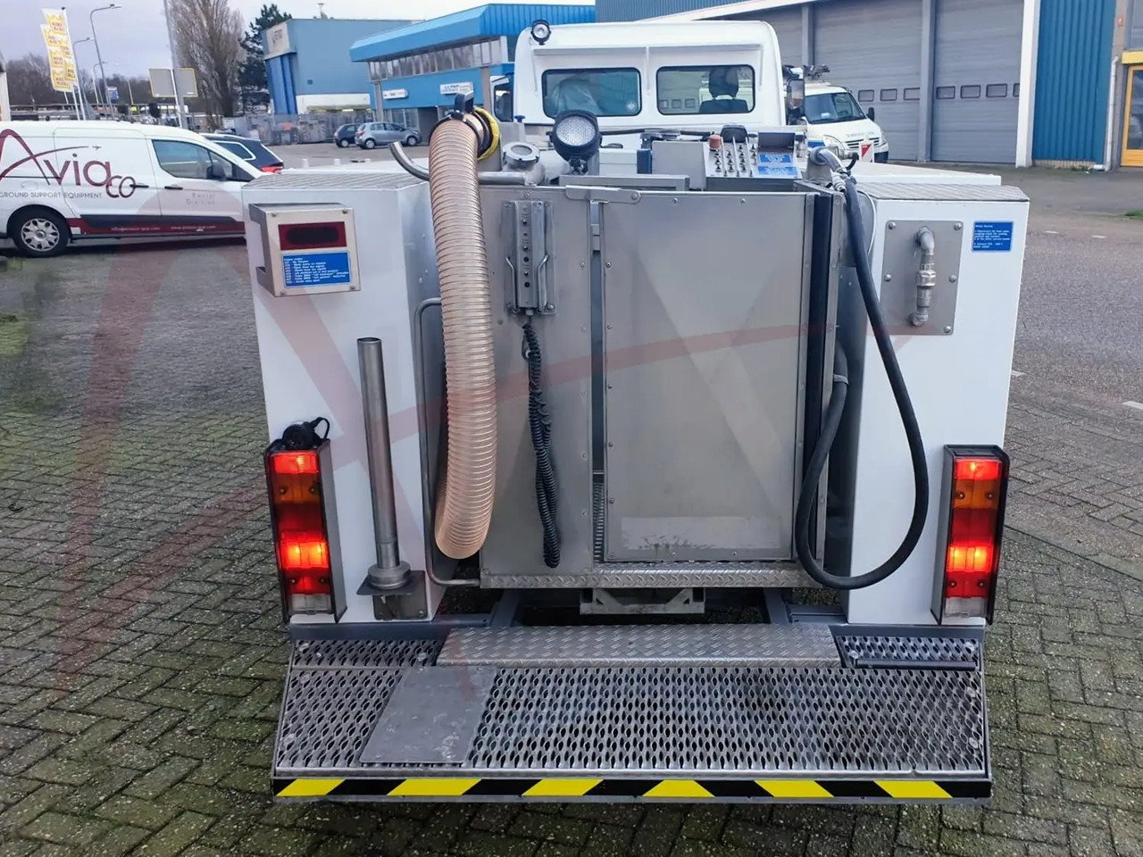 SCHRADER FAK/3.0/1.0/0.1 - Lavatory service truck: picture 5 SCHRADER FAK/3.0/1.0/0.1 - Lavatory service truck: picture 5