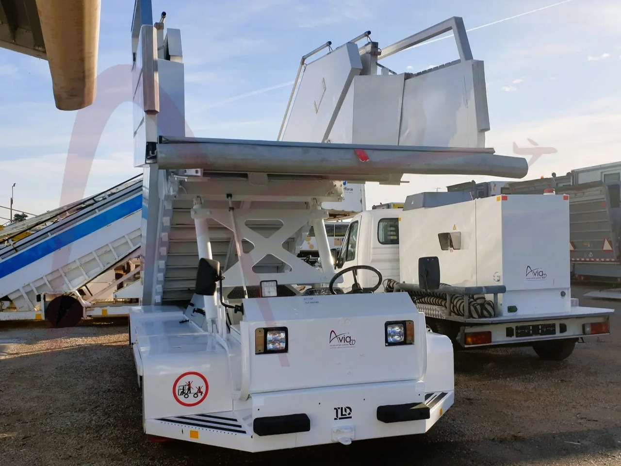 TLD ABS-580 - Passenger stairs: picture 1 TLD ABS-580 - Passenger stairs: picture 1