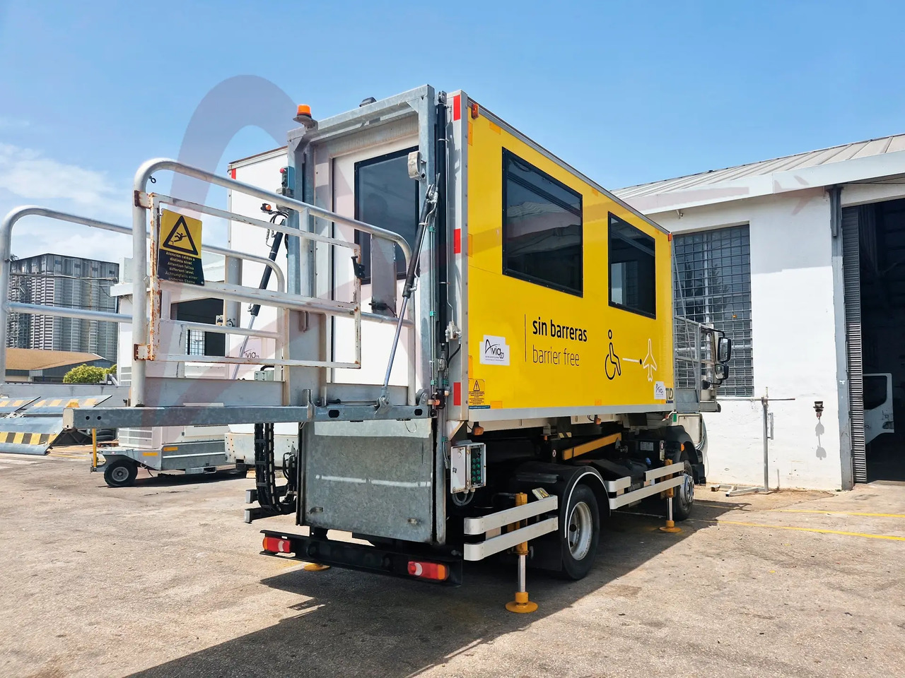 TLD CHTP PM-5.9 - Ambulift: picture 4 TLD CHTP PM-5.9 - Ambulift: picture 4