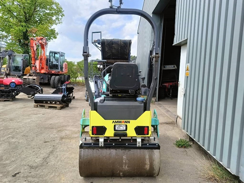 Ammann ARX 26 -2 double drum roller compactor wals - Roller: picture 4 Ammann ARX 26 -2 double drum roller compactor wals - Roller: picture 4