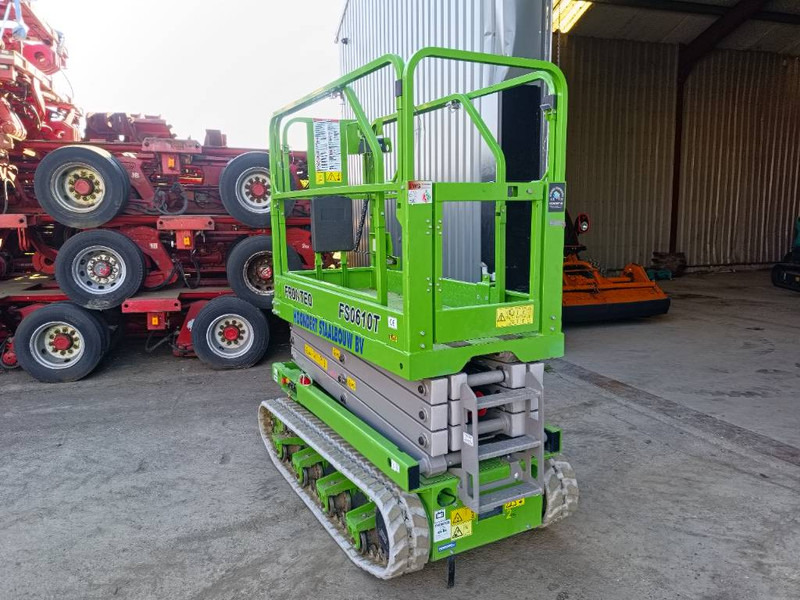 Fronteq FS0610T rups tracked hoogwerker hi lift 8m CE 2022 - Scissor lift: picture 5 Fronteq FS0610T rups tracked hoogwerker hi lift 8m CE 2022 - Scissor lift: picture 5