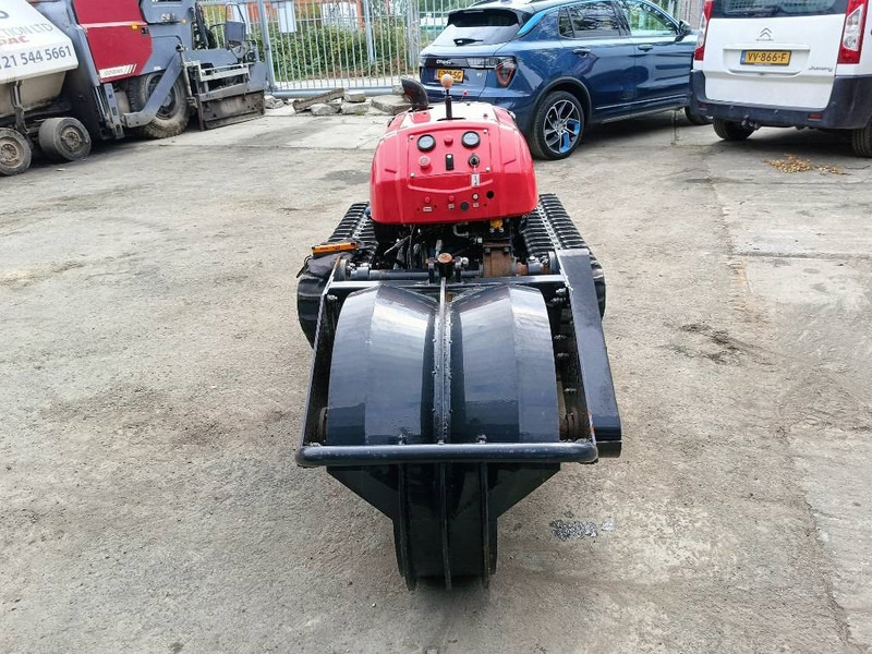 HT 400 remote controlled tracked robot mower / tracto - Mower: picture 5 HT 400 remote controlled tracked robot mower / tracto - Mower: picture 5