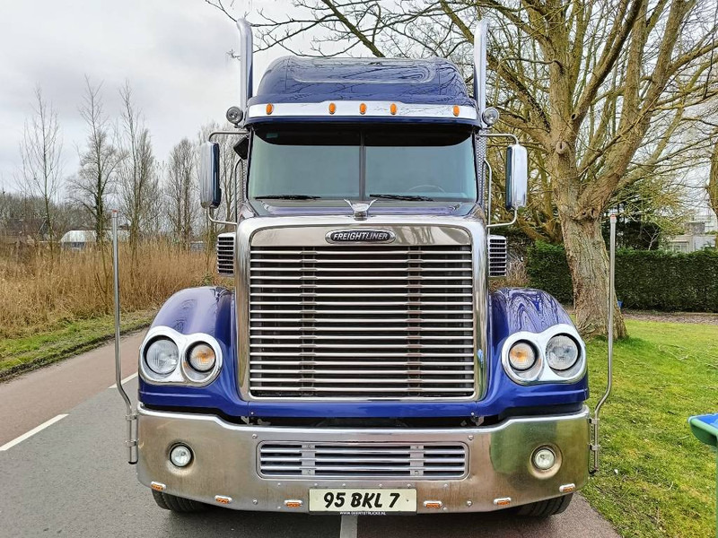 Freightliner Coronado 500 hp caterpillar truck trekker euro5 - Tractor unit: picture 3 Freightliner Coronado 500 hp caterpillar truck trekker euro5 - Tractor unit: picture 3