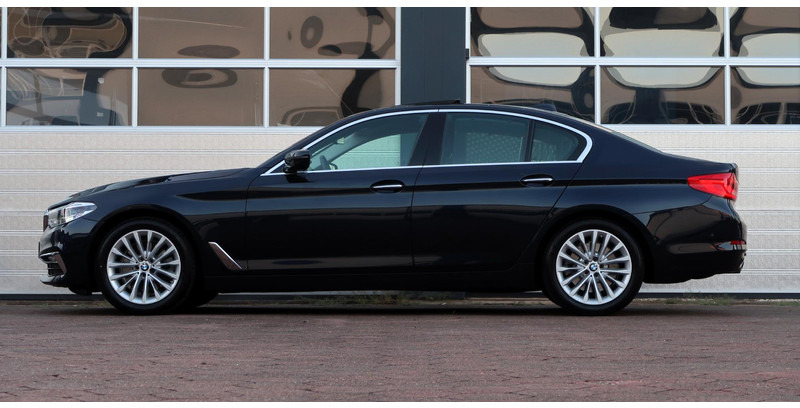 Leasing of BMW 5 Serie 520i High Executive SCHUIFDAK/ NAPPA-LEDER/ ACC/ HEAD-UP/ H&K / ETC. BMW 5 Serie 520i High Executive SCHUIFDAK/ NAPPA-LEDER/ ACC/ HEAD-UP/ H&K / ETC.: picture 12