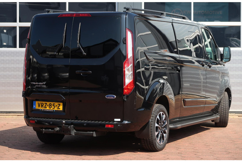Ford Transit Custom 300 2.0 TDCI L2H1 Limited DC AUT/ LED/ CAMERA/ 2X DEUR/ LEDER/ ACC/ CARPLAY/ CLIMA/ TREKHAAK - Small van, Combi van: picture 4 Ford Transit Custom 300 2.0 TDCI L2H1 Limited DC AUT/ LED/ CAMERA/ 2X DEUR/ LEDER/ ACC/ CARPLAY/ CLIMA/ TREKHAAK - Small van, Combi van: picture 4